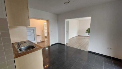 Freundliche 3-Zimmer-Wohnung in Am Münsterholz, Euerbach