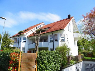 Kapitalanlage: Hochwertige 3,5-Zimmer-DG-Galeriewohnung mit 2 Balkonen, 2 Bädern, TG