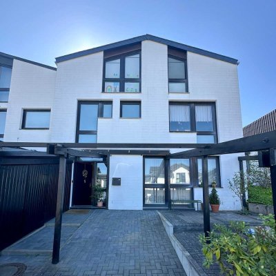 Split-Level-Architektur in begehrter familienfreundlicher Lage – provisionsfrei!