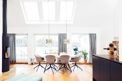 Südviertel! Sonnige 1-Zimmer-Dachgeschosswohnung mit Kamin & Dachterrasse – Nähe Isenbergplatz
