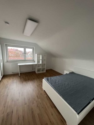 Neugründung einer 3 er WG in Stuttgart-Feuerbach/ möbliert