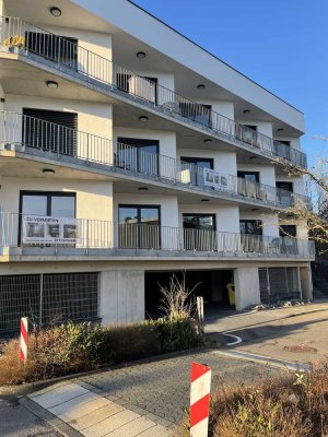Barrierefreie 3 Zimmer-Terrassenwohnung mit Einbauküche und Balkon in Gummersbach