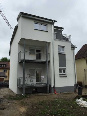 Attraktive 3-Zimmer Wohnung ca 80m2 mit Balkon in Neuhausen