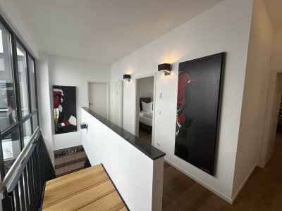 ***Loftliving der Extraklasse mit außergewöhnlichen Außenbereichen***