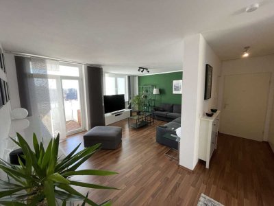 Helle und offene 3-Zimmer-Wohnung mit Balkon im Stadtteil Gliesmarode zu vermieten.