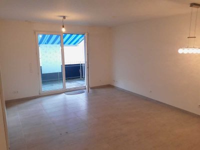 Sonnige 2-Zimmer Wohnung mit Balkon im 1. OG in Leinfelden-Echterdingen, Nahe U-Bahn, mit Balkon