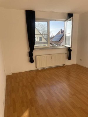 Sehr schöne helle, Einzimmerwohnungzentrallager WEIL AM RHEIN