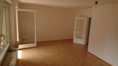 Ziegelhofstr./Ecke Saarstr. 3 Zimmer-Wohnung mit EBK in Oldenburg