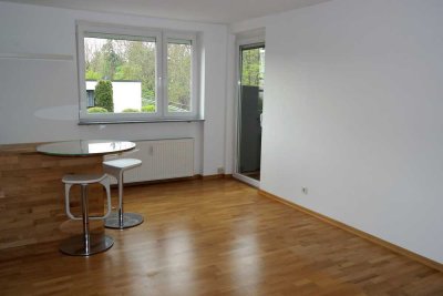 Helle 2-Zimmer Wohnung mit Südbalkon in der Nähe zur Universität Hohenheim