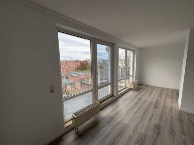 Helle 2-Zimmer-Wohnung mit Balkon & Aufzug – Freiimfelder Straße 4, Halle (Saale)