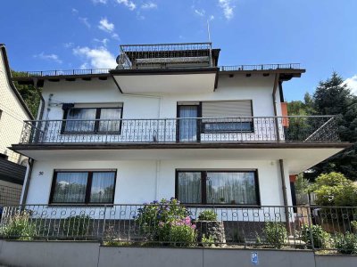 Attraktive 3-Zimmer-Terrassenwohnung in gepflegten 3 Familienhaus in Plettenberg Eschen