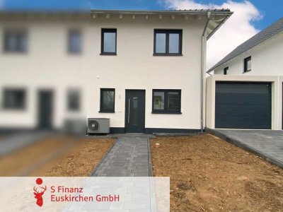 Euskirchen-Kirchheim: fertige Neubau-Doppelhaushälfte mit Garten und Garage! 360° Begehung