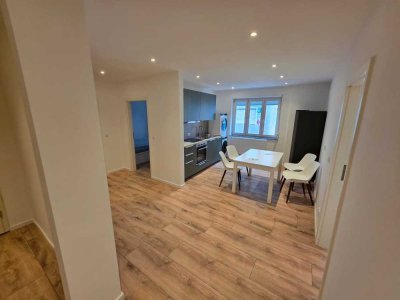 Würzburg-Altstadt - 4er WG und 3er WG Wohnung, neu eingerichtet