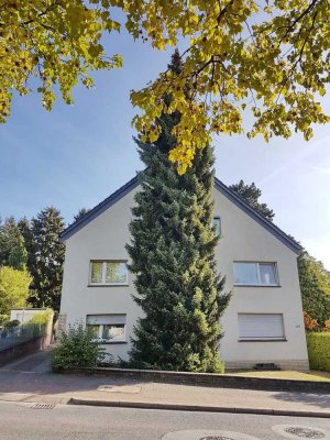 3 Zimmer Dachgeschosswohnung in Bergisch Gladbach mit  Gartenbenutzung