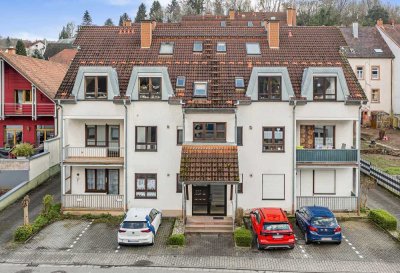 Charmante 3-ZKB-Eigentumswohnung mit Doppelbalkon trifft Ruhe und Komfort in Annweiler!
