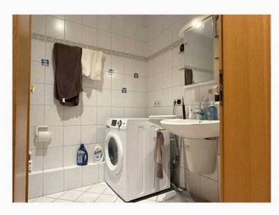 Hübsche 2 Zimmer Wohnung mit Balkon