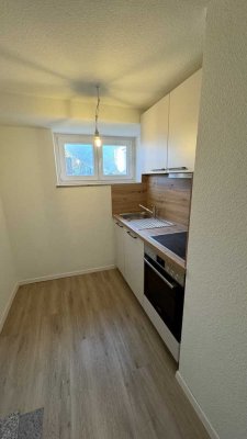 2024 komplett saniert! 1-Zimmer-Wohnung mit Fußbodenheizung und Einbauküche in Poppenweiler