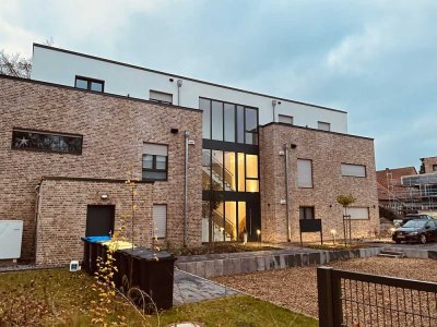 Exklusiv Neubau Wohnung mit Garten im EG, Zentrum Versmold 2,5 Zimmer