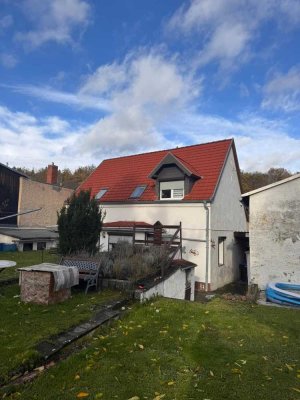 Modern saniertes Einfamilienhaus mit Garten – einzugsbereit und wohnfreundlich gestaltet