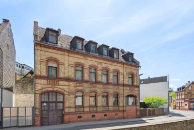 Kurzfristig freistellbar! Ensemble mit Ausbau- und Nachverdichtungspotenzial in Sonnenberg