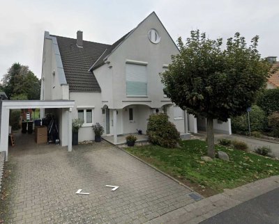 4-Zimmer-Doppelhaushälfte mit gehobener Innenausstattung und schönem Garten in Großostheim