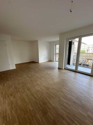 moderner Neubau - Zentrumsnahe 2-Zimmer Whg. mit Dusche, Ankleide & Balkon WE 19