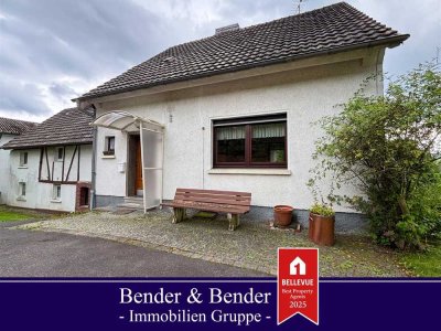 *RESERVIERT* Zweifamilienhaus für kreative Hände in ruhiger Lage nahe Waldbröl!