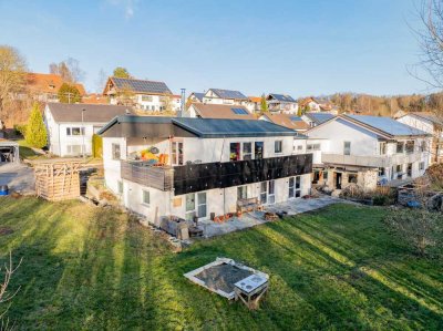 Aßmannshardt - Einfamilienhaus mit Einliegerwohnung auf großem idyllischem Grundstück