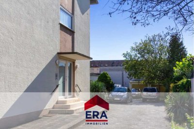 Gepflegtes  Mehrfamilienhaus mit großzügigem Erbpachtgrundstück in Mannheim  - zu verkaufen !!