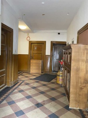 *** Helle 2-Zimmer Wohnung im DG ***