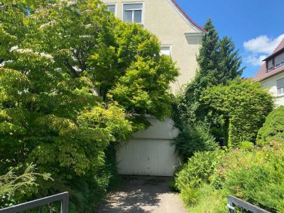 4-Zi-Wohnung für 3er WG- neumöbliert und vollausgestattet