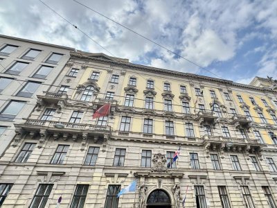 Embassy District / Prinz-Eugen Strasse