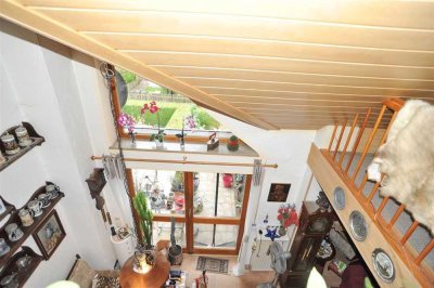 Großzügige Maisonette-Wohnung mit Südbalkon in ruhiger Lage