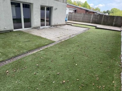 Erdgeschoss-Gartenwohnung im Bungalow-Stil mit privatem Eingang