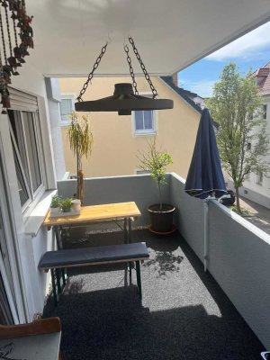 Göppingen-City, sofort frei: 2 Wohnungen der Möglichkeiten im selben Haus, 3 Balkone, 4-5 Zimmer