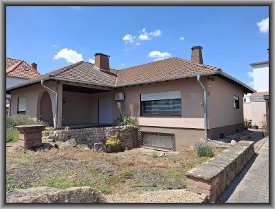 Nr. 1934 * Großzügiger Bungalow in Worms-Heppenheim *