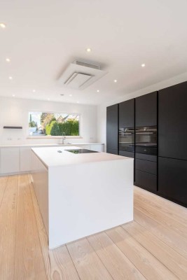 Freistehendes Einfamilienhaus zum Verlieben - gehobener Familientraum in guter Lage!