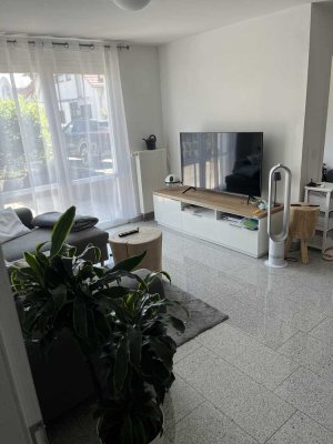 Schöne 2-Zimmerwohnung mit Terrasse und EBK in bester Lage in Waiblingen-Bittenfeld