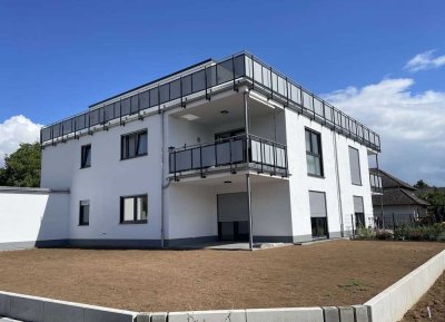 3-Zimmer-Neubauwohnung mit Terrasse und Garten