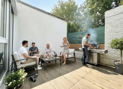 MODERNES WOHNEN MIT GARTEN | BJ 2008 | 4,5 Zimmer | ca. 128 m² NFL | Eigengarten | Einbauküche | Garage | Atriumhof |