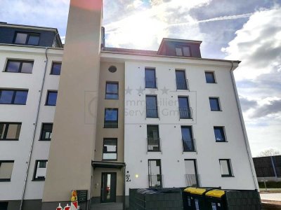Modernes Wohnen in Hanau-Wolfgang: Erstbezug, 3-Zimmer-Wohnung mit Balkon und schöner Einbauküche