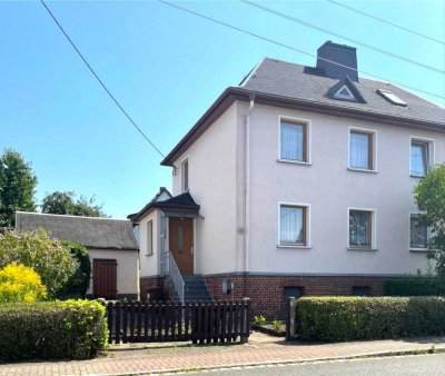 Hübsche Doppelhaushälfte im schönen Oelsnitz/Erzgebirge