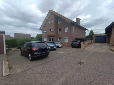 Schöne ruhige in einer Sackgasse liegende 5-Zimmer-Wohnunung mit großem Balkon in Wassenberg Orsbeck