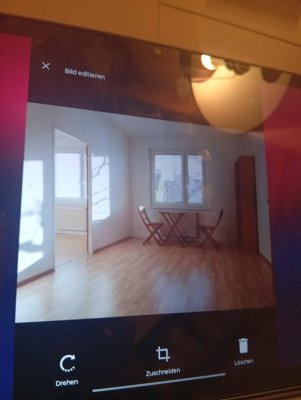 Sonnenbrille, lichtdurchflutete, hofseitige Wohnung, 54 m2 , Wohnküche möbliert
