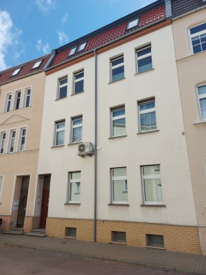 schöne 2 - Zimmerwohnung in Bernburger Talstadt
