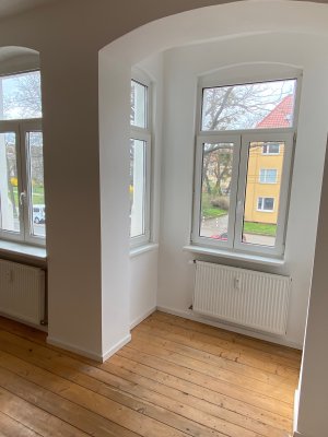 Exklusive elbnahe Wohnung mit wunderschönem Erker im Gründerzeithaus in MD-Fermersleben!