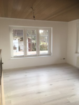 Zimmer mit 19m2 in 3er WG in 71m² großer Wohnung