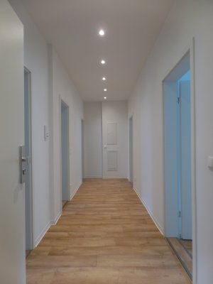 Erstbezug nach Modernisierung, Helle 3-Zimmer Wohnung