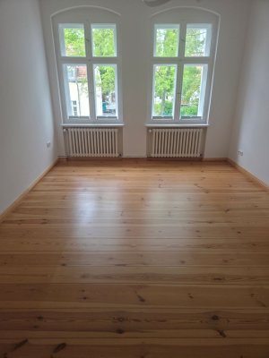 2-Zimmer Altbauwohnung in Berlin Lankwitz