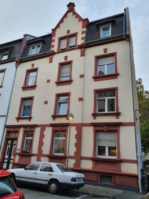 Ruhiges, Zimmer z.B. für Studenten in Rödelheim gesucht? Gefunden! Teilmöbliert, geteiltes WC & Dusche, Mindestmietdauer bis Februar 2028